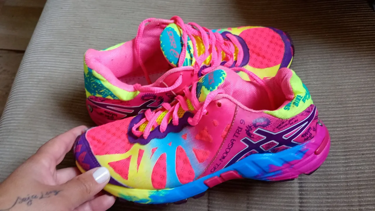 Tênis Asics Gel Noosa Tri 9 - Colorido