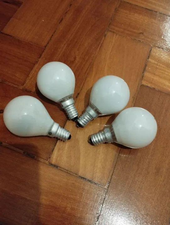 Lâmpadas incandescentes bocal e14