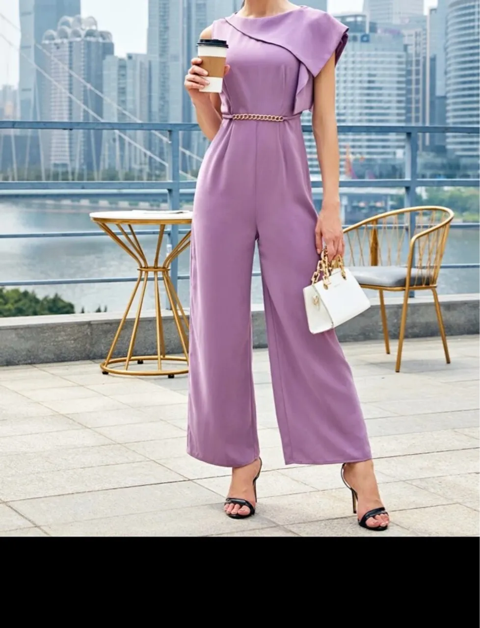 Macacão Longo Roxo - Estiloso e Elegante
