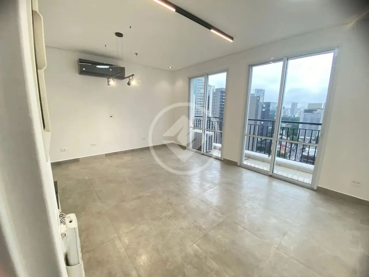 Sala comercial toda reformada com 1 vaga - em frente ao Sesc codigo: 101427 - Foto 4