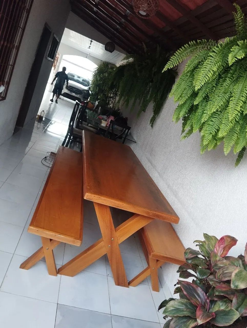 Mesa rústica com 2 bancos - Foto 4