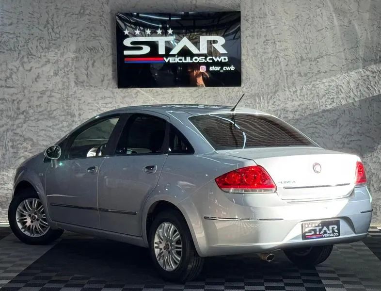 Fiat Linea Essen.sublime 1.8 Flex 16V 4P 2013 - Foto 6