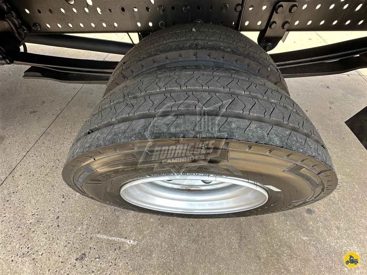 Volkswagen 9.170 - Foto 12