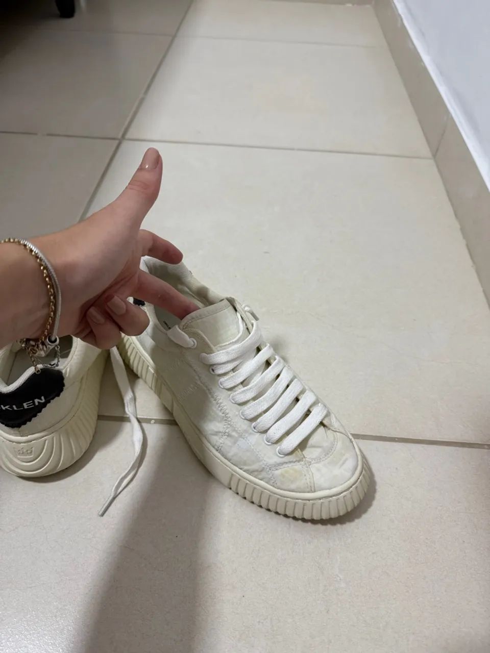 Tênis branco casual da osklen - Foto 4