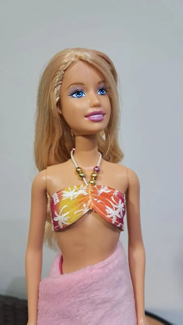 Barbie Beach Party Riviera 2008 / Barbie Summer Beach, Painted Nails, with Pajamas