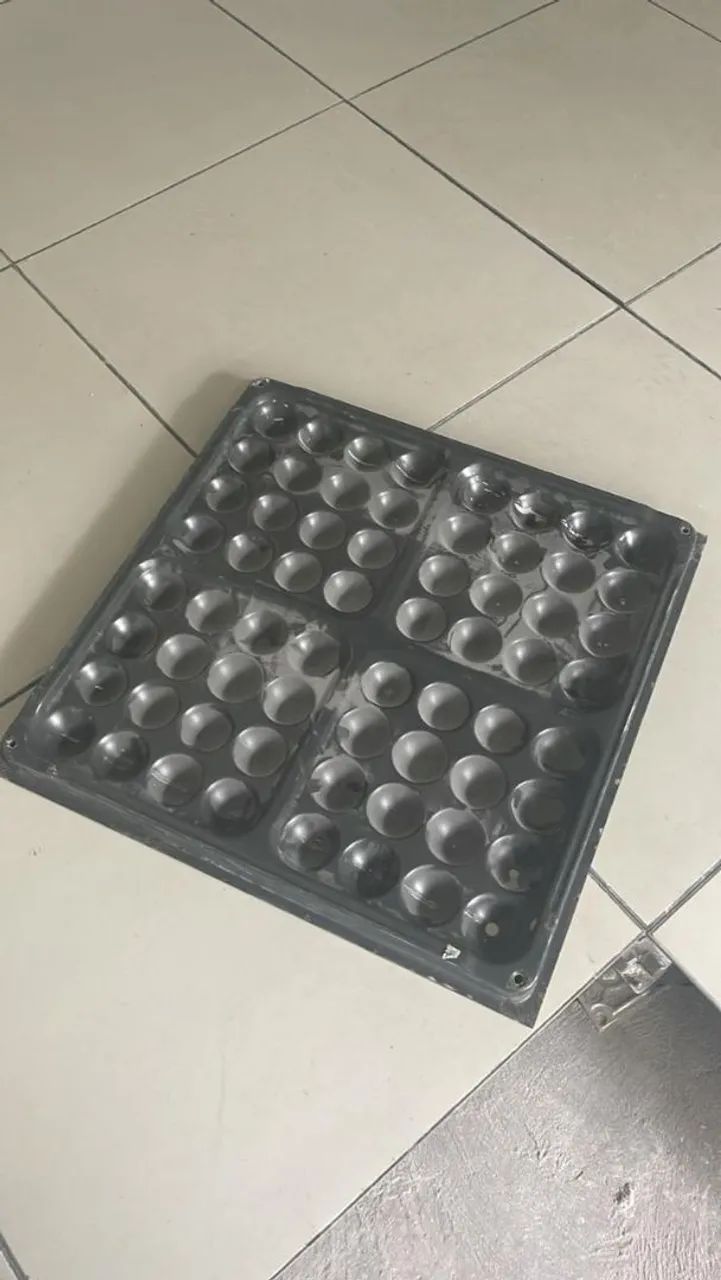carpetes em placas compramos e vendemos  - Foto 2