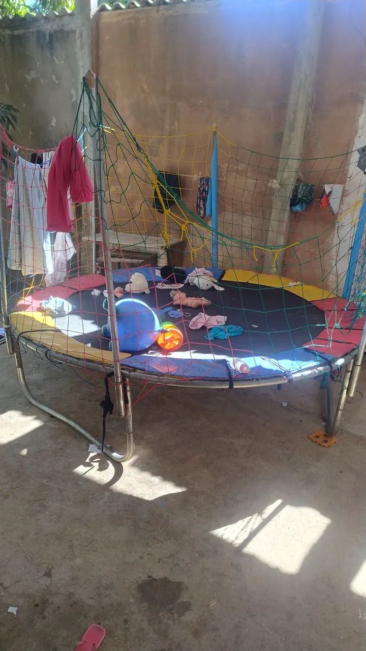 Cama Elástica Infantil com Rede de Proteção - Foto 2