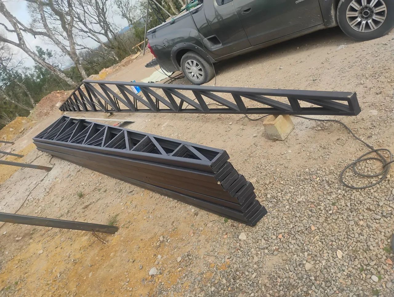 treliças e tesouras para cobertura com telha zinco