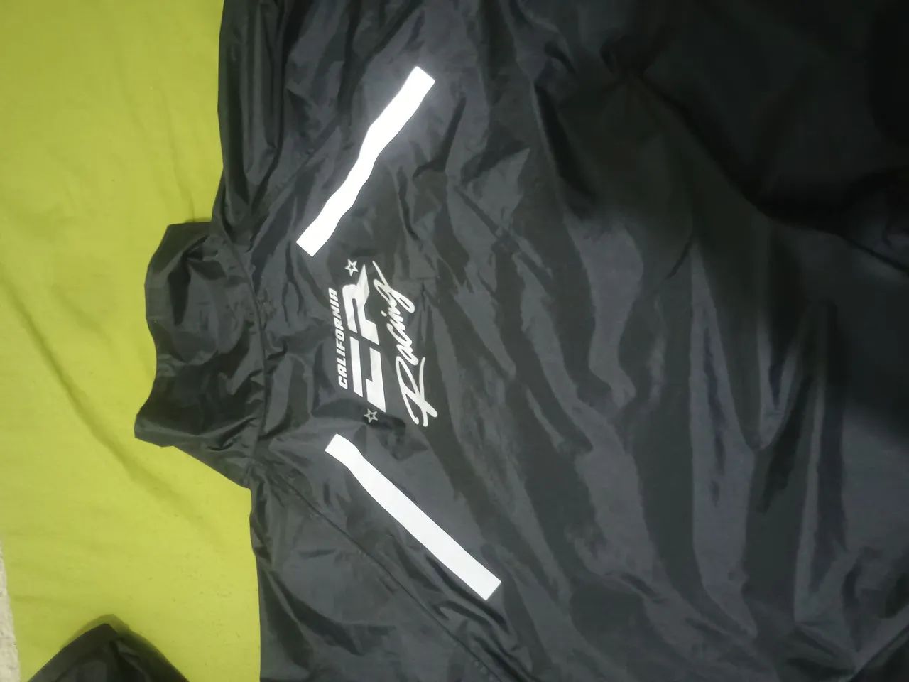 Conjunto Capa de Chuva Califórnia Racing XG( Jaqueta +Calça) - R$250