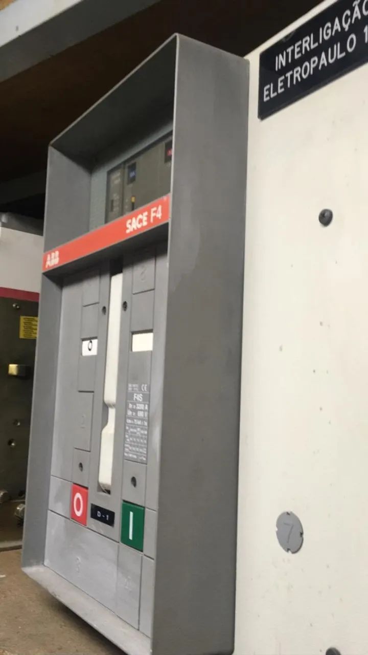DISJUNTOR ABB - SACE E3 MOTORIZADO 3200A - Foto 3