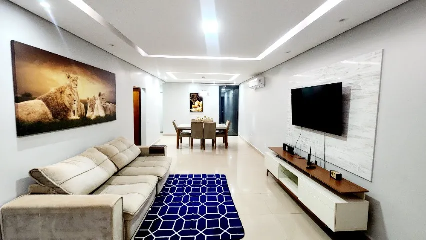 Maravilhoso Sobrado com Fino Acabamento,