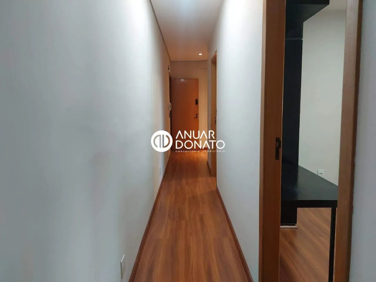 Santo Antônio - Sala(s) à venda na Anuar Donato