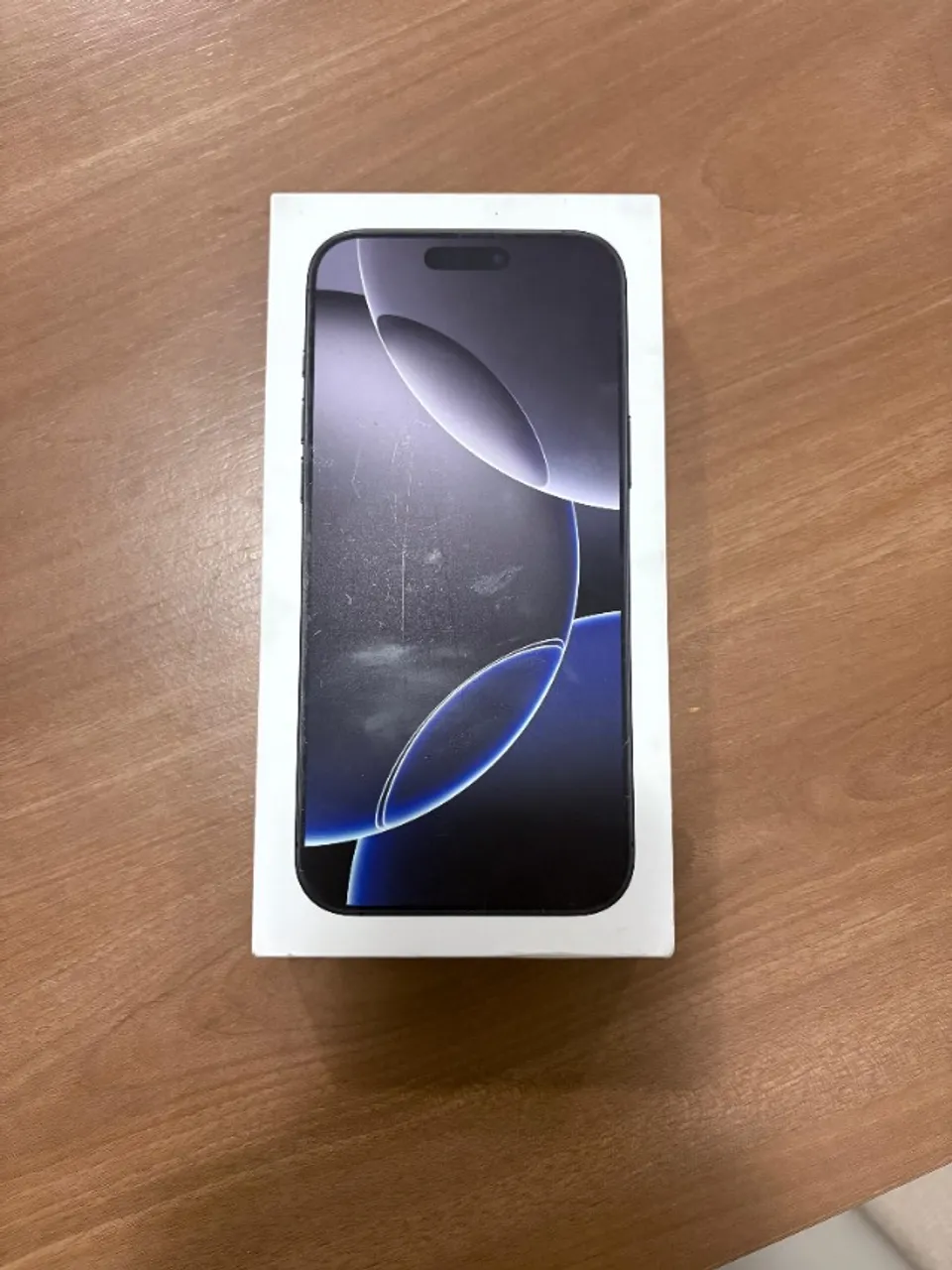 iphone 16 pro max LACRADO 256gb