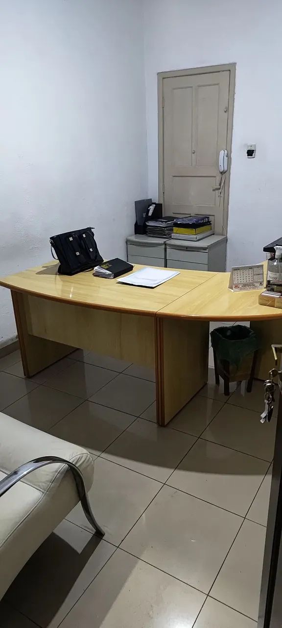 Mesa de escritório em ótimo estado - Foto 3
