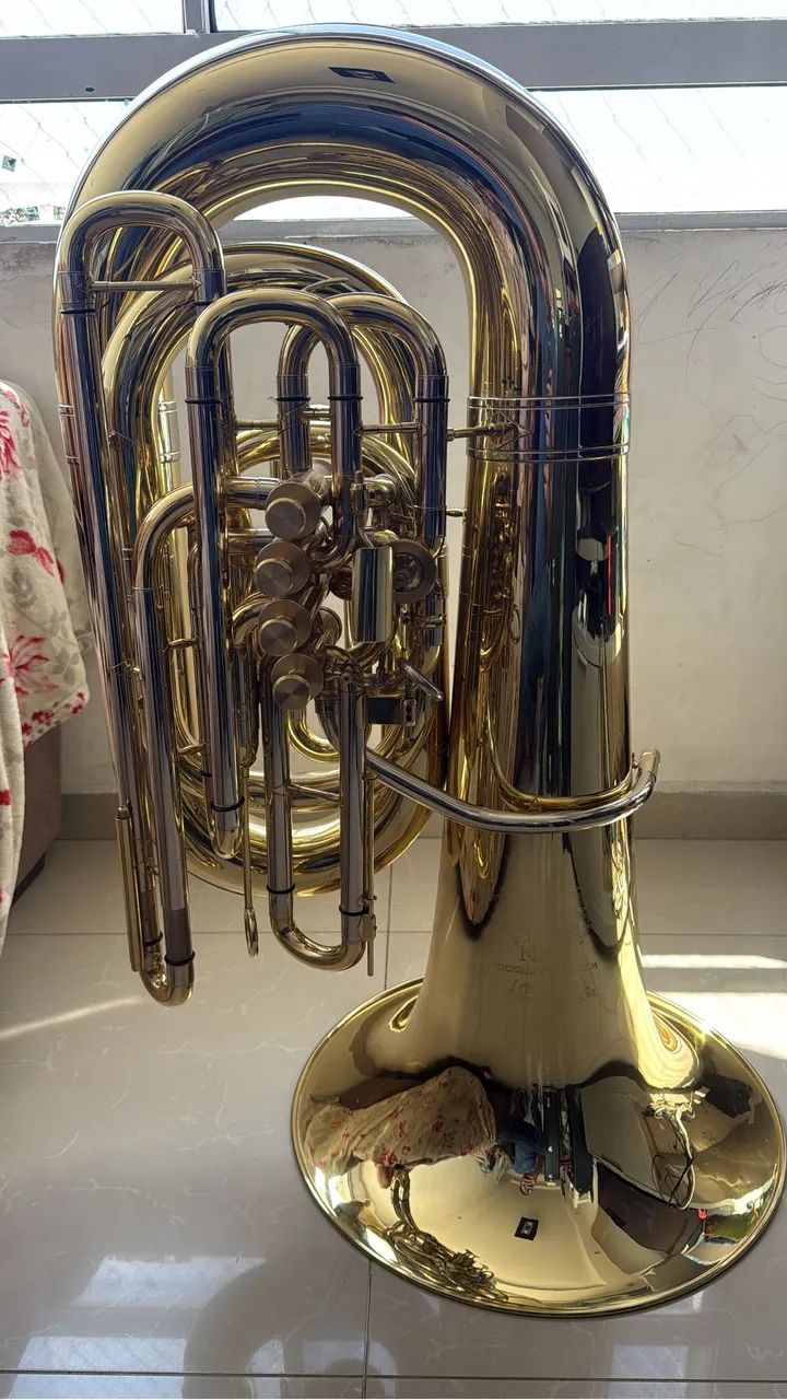 Tuba Weingrill & Nirsch WNTU1C em Dó - Foto 3