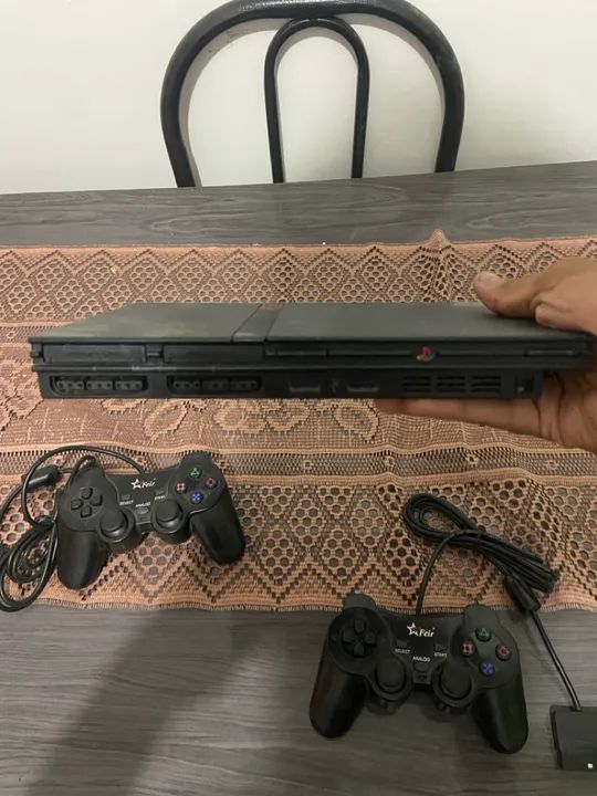 Playstation 2 (PS2) com 2 Controles - Foto 2