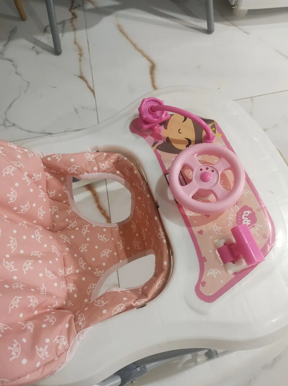Andador Infantil Rosa com Atividades