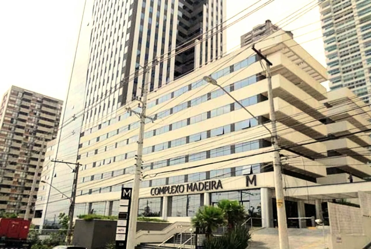 Sala Centro Alphaville para aluguel tem 50 metros quadrados