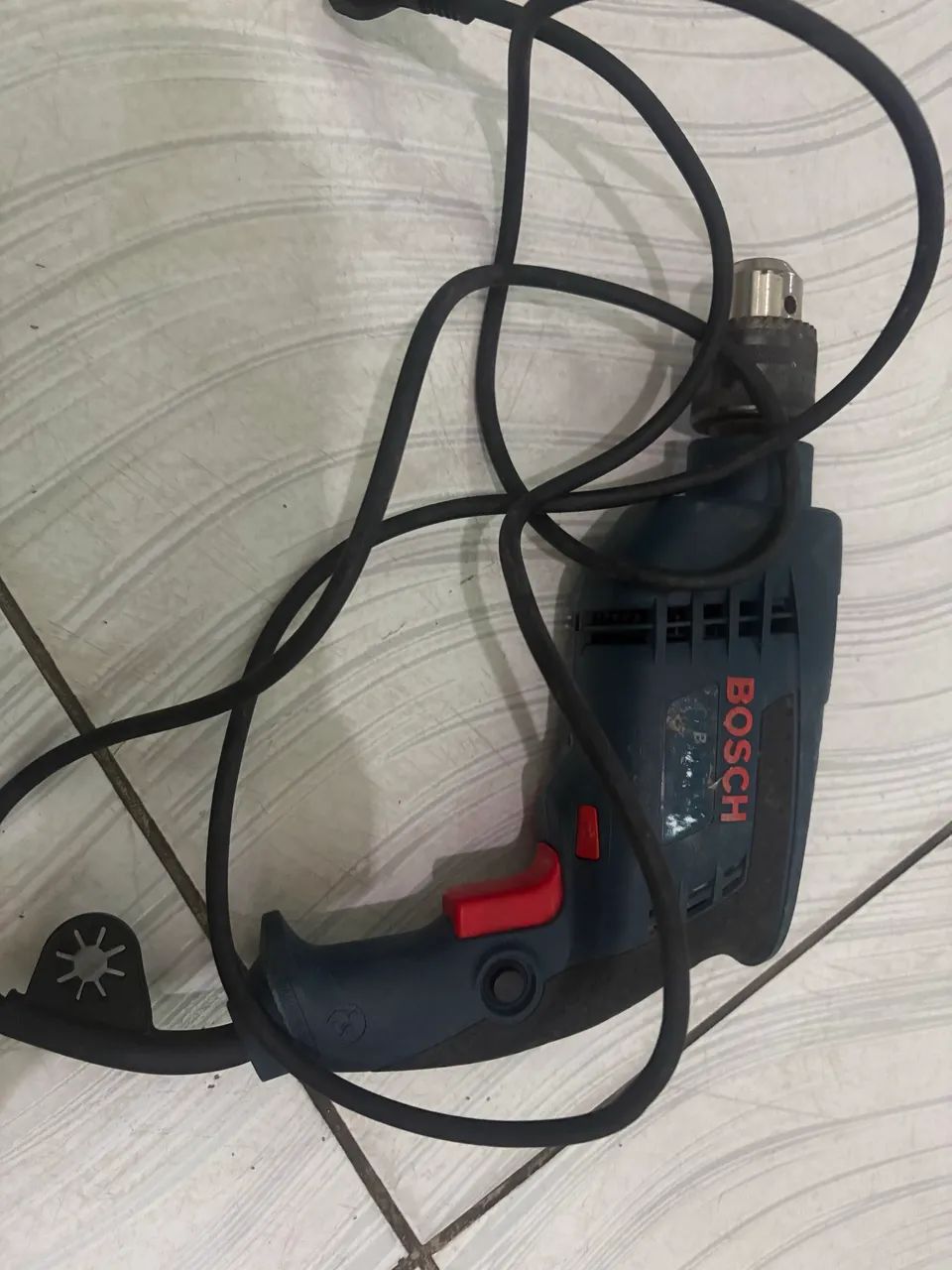 Furadeira Bosch 600w