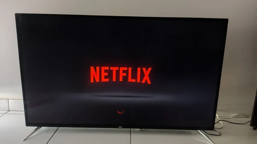 TV 55 AOC