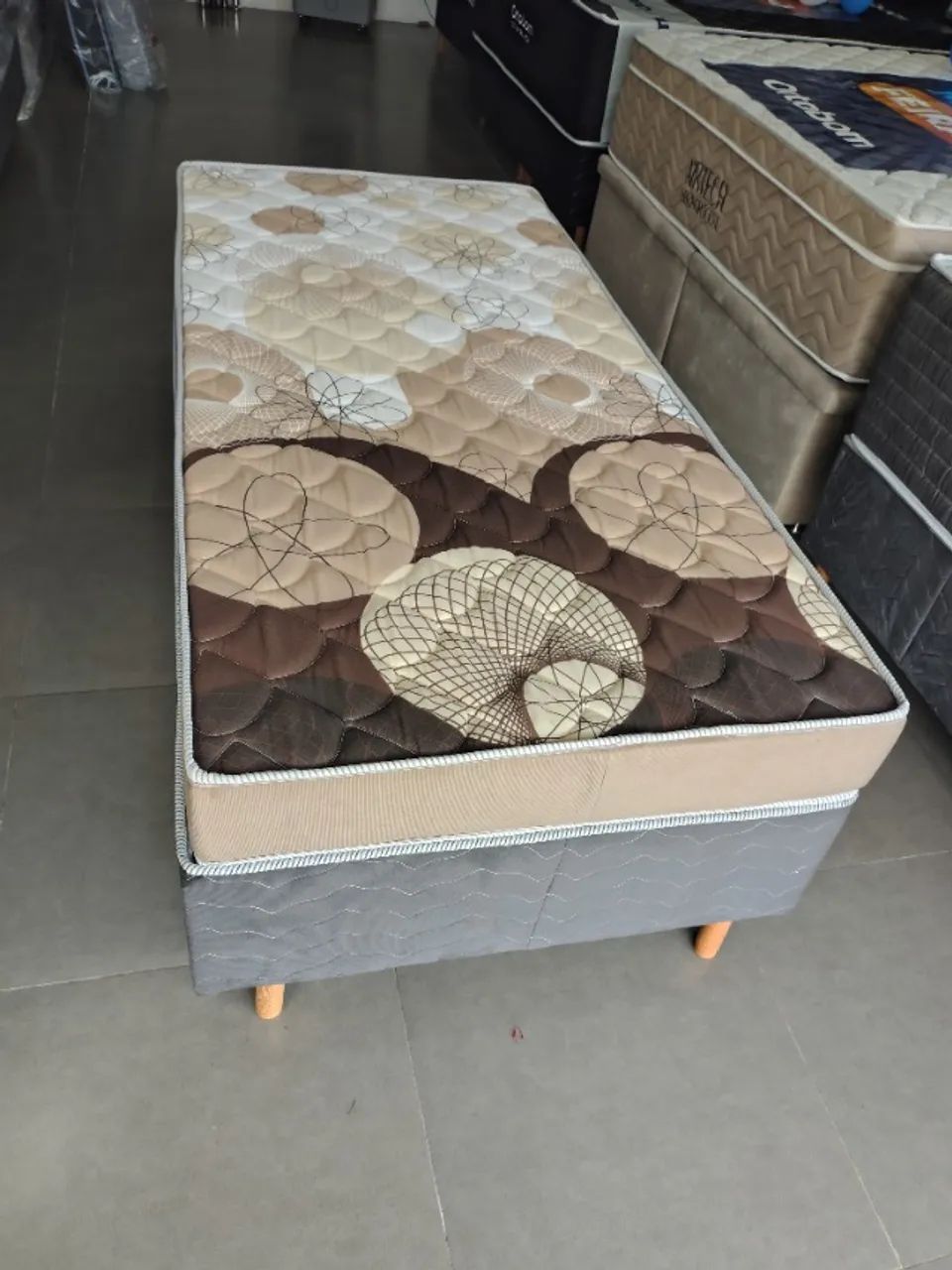 CAMA BOX SOLTEIRO COM ENTREGA IMEDIATA E FRETE GRÁTIS  - Foto 3
