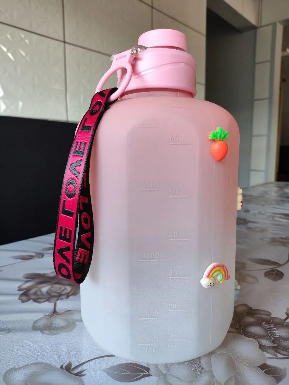 Garrafa de água para academia 2L - Foto 3