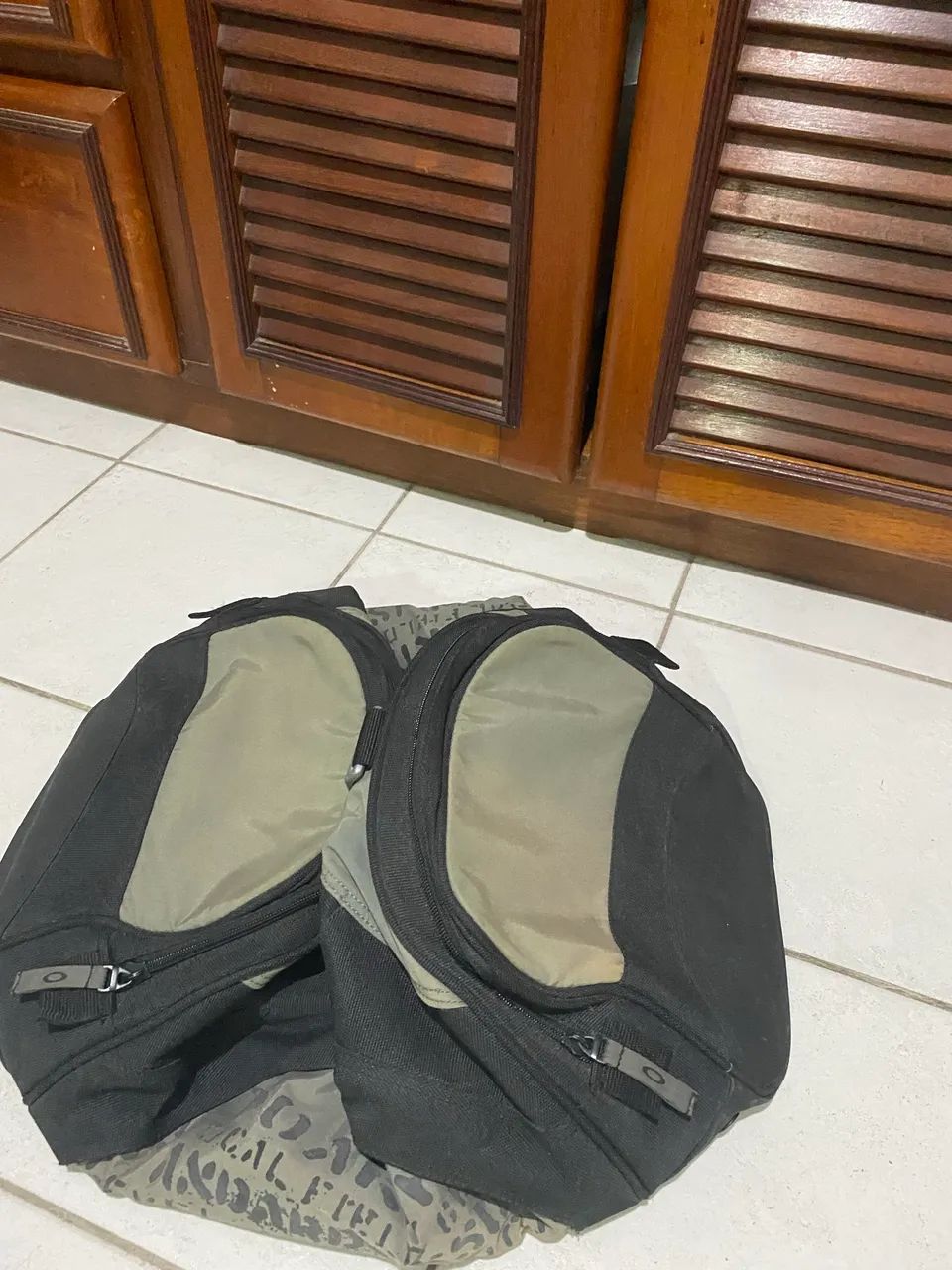 Oakley mala de viagem  - Foto 4