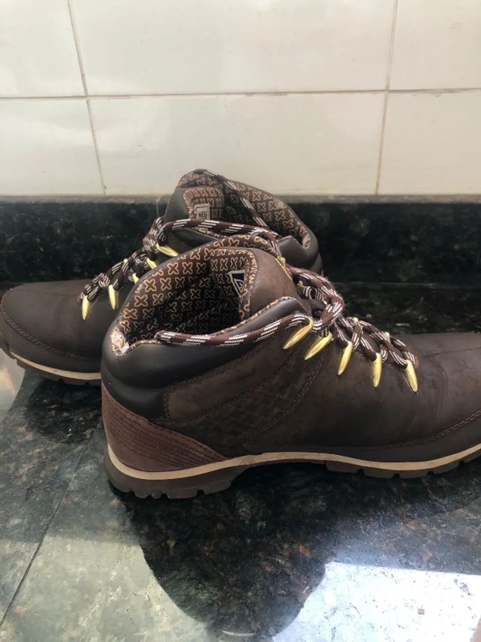 Bota Timberland tamanho 42/43 - Foto 3