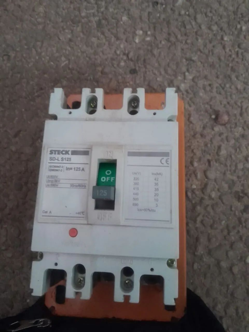 Disjuntor caixa moldada 125A