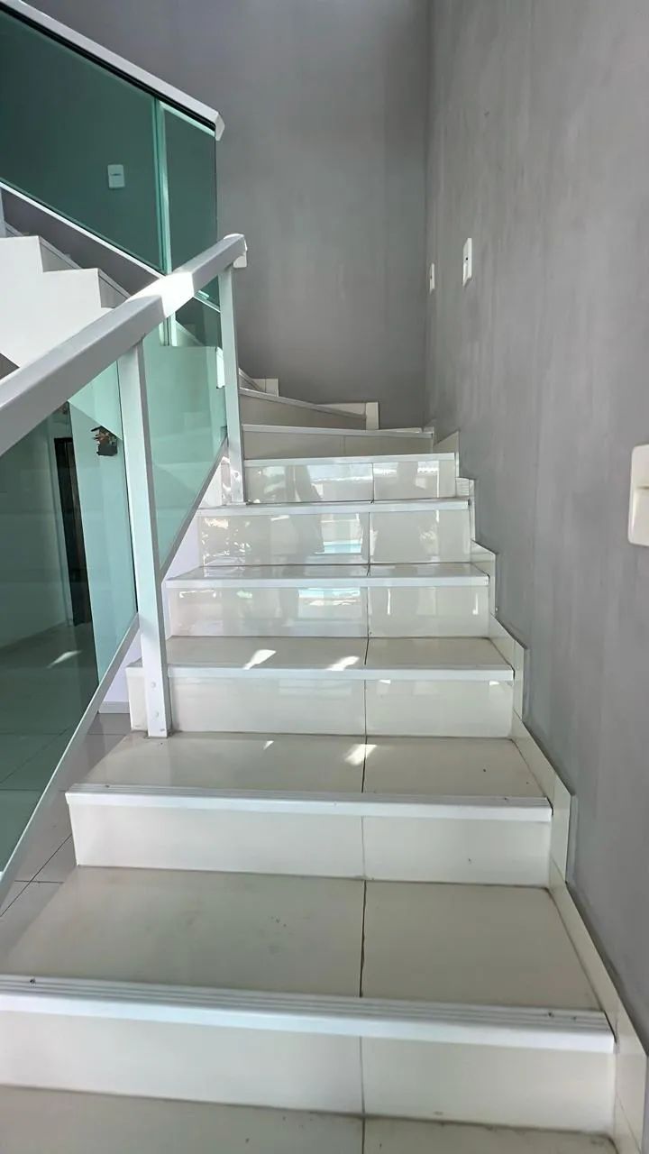 Imóvel para aluguel possui 314 metros quadrados com 4 quartos - Foto 3
