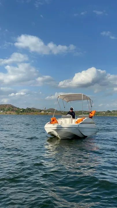 Lancha impecável para seus momentos de lazer! - Foto 8