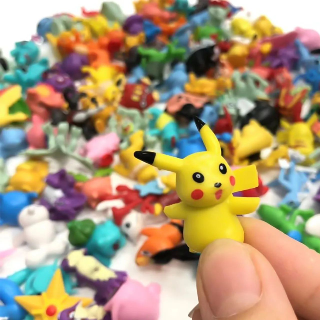 Kit 24 Bonecos Pokemon Pikachu Sortido Miniatura Action Figure 3cm