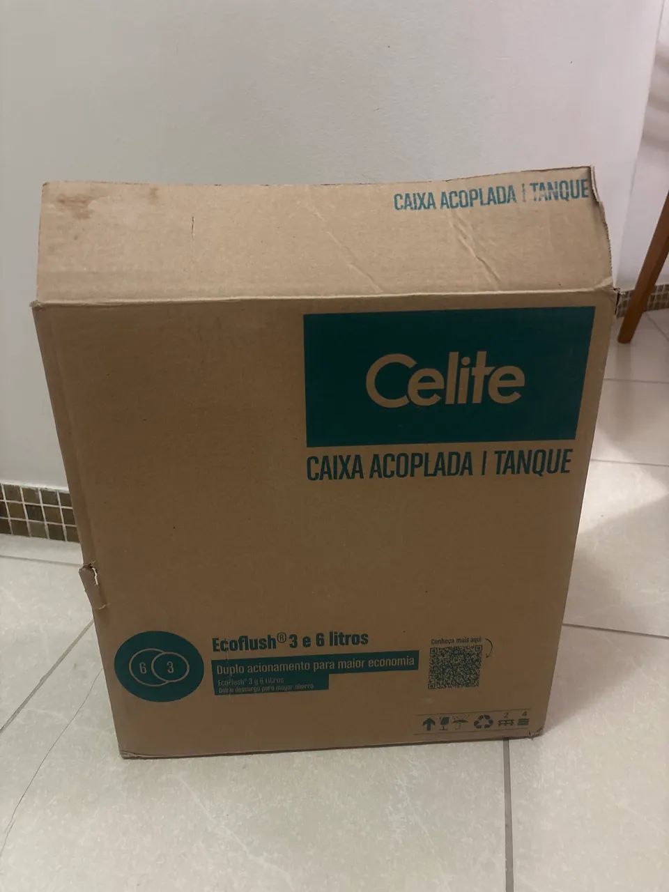 Dual-flush toilet tank (3 L and 6 L)