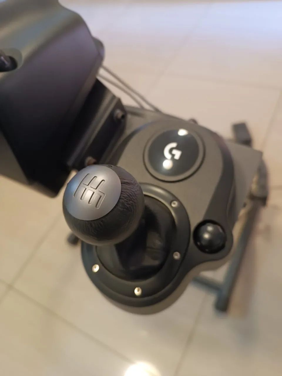 Volante Logitech G29 PS4 e PS5 com câmbio 