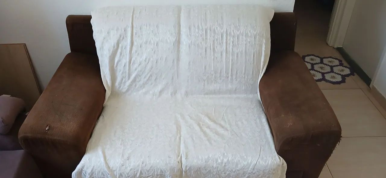 Sofá usado - Foto 2
