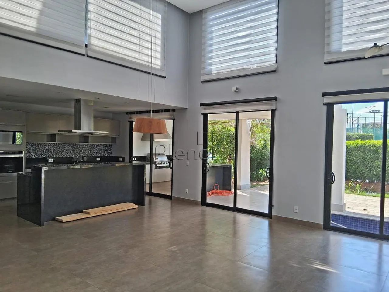 Sobrado para alugar em Campinas, Swiss Park, com 4 quartos, com 290 m² - Foto 3
