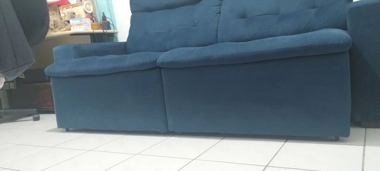 Sofá retrátil e reclinável azul  - Foto 3