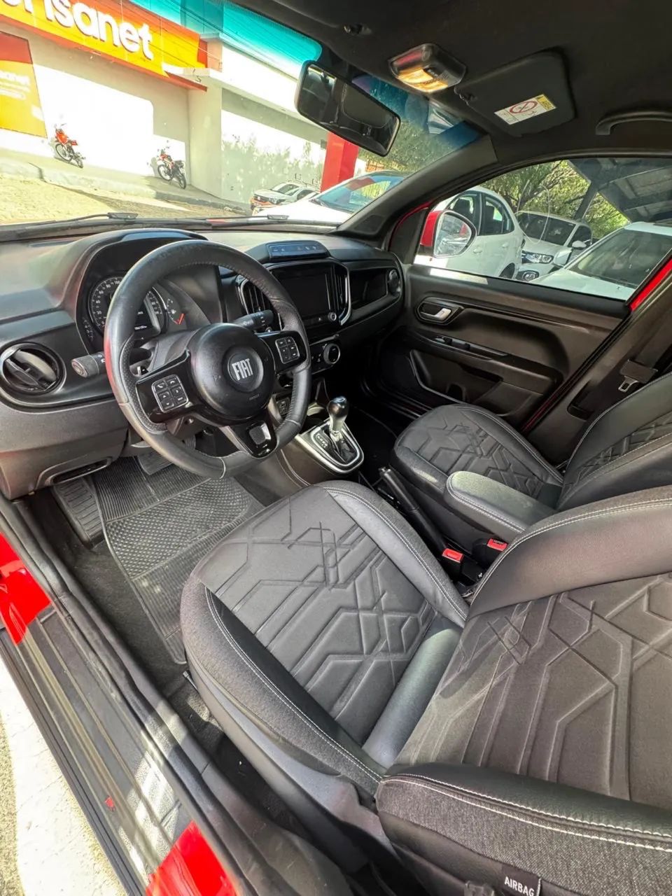 Fiat Strada Volcano 1.3 Flex 8V CD Aut. 2023 - Foto 2