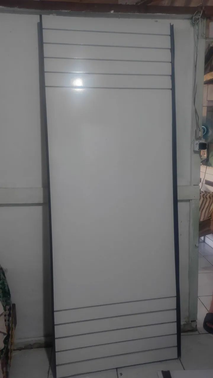 Guarda roupa solteiro porta de correr 