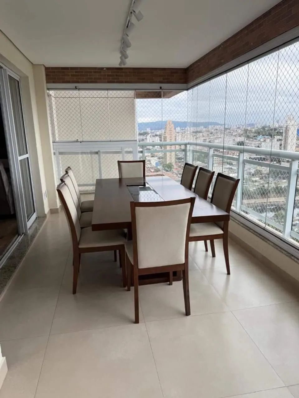 Mesa de Jantar de Madeira 8 lugares