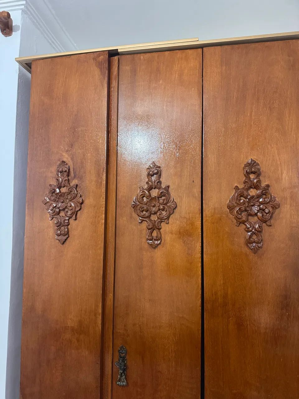Guarda-roupa de madeira  - Foto 4