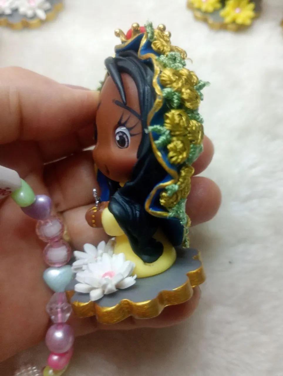 Mini Nossa Senhora Aparecida em Biscuit. - Foto 2