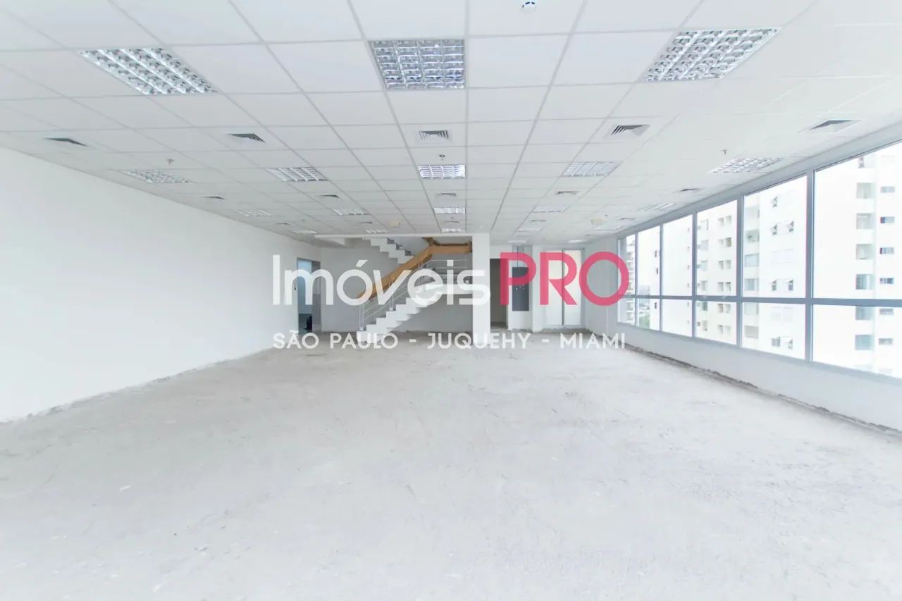 Sala comercial de 335m², localizada em Moema, com 6 vagas. - Foto 3