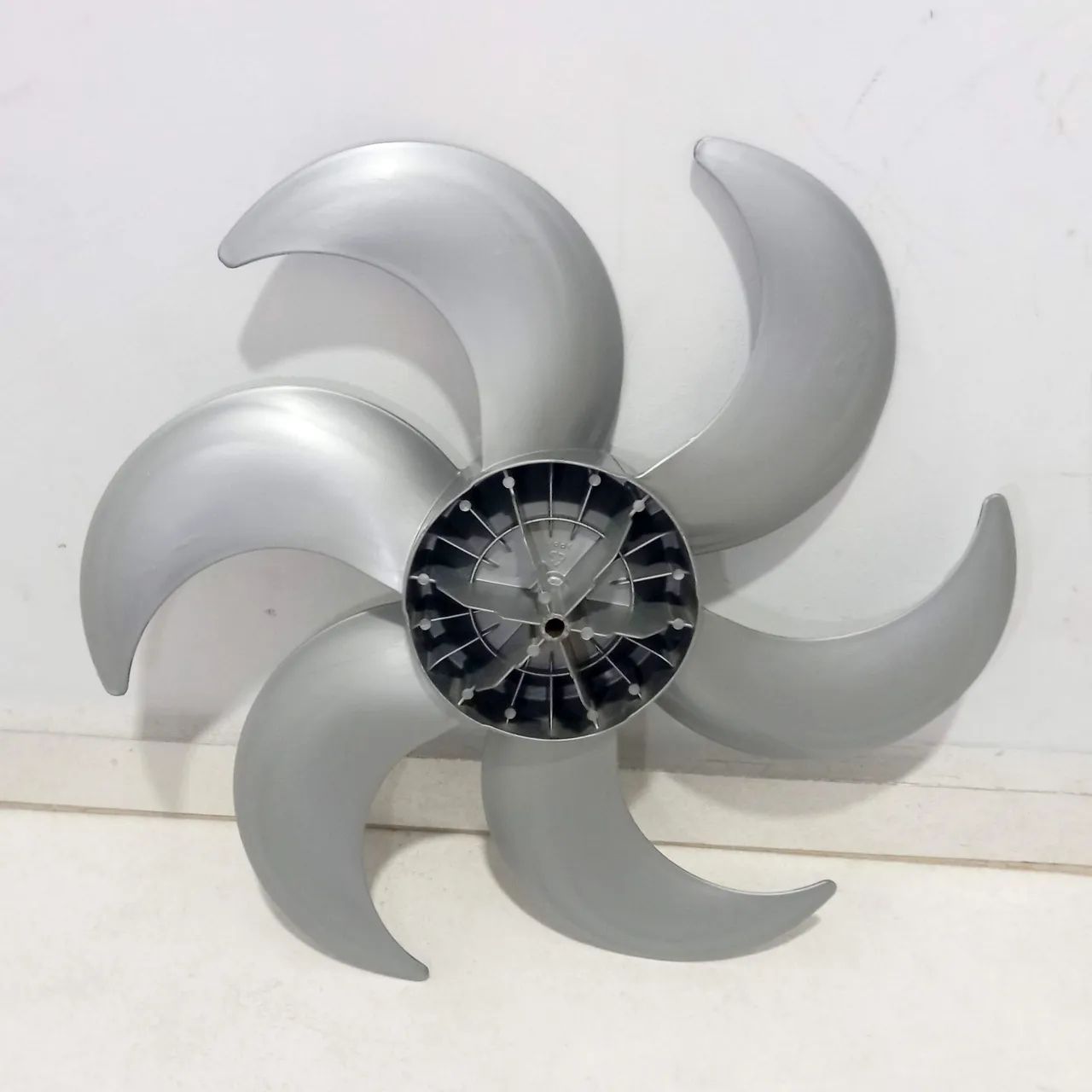 Hélice original para ventilador Arno 40 cm (6 pás) - Foto 4