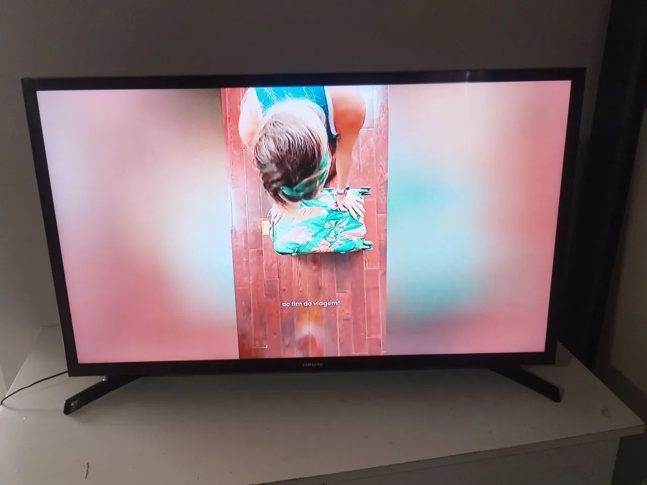 Tv Samsung 32 smartv semi nova - Foto 3