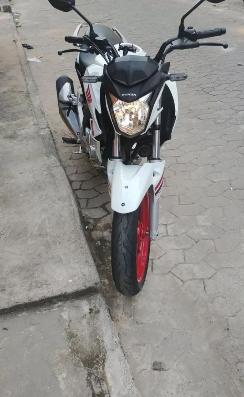 Vendo moto semi nova 