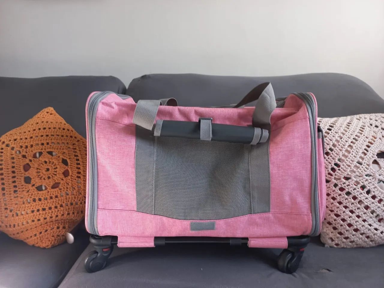 Bolsa de transporte pets cães gatos respirável com rodinhas e alça - Foto 3