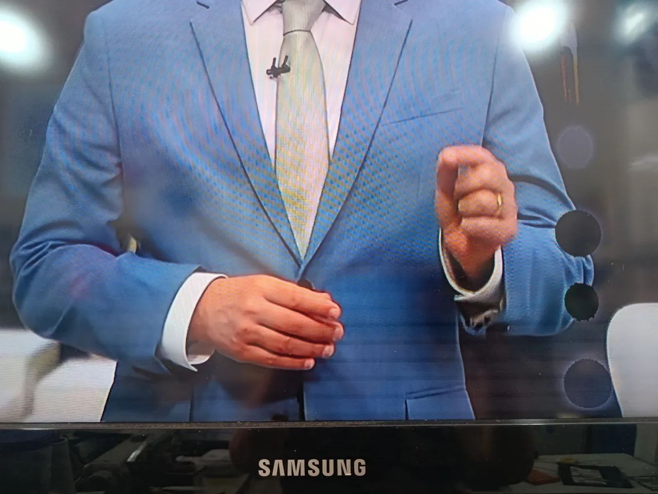 Televisão de 40 polegadas 