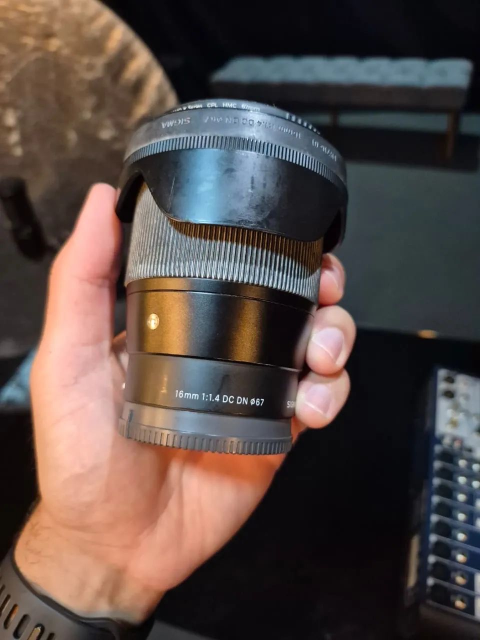 Lente Sigma 16mm 1.4 - Sony e-mount - Foto 4