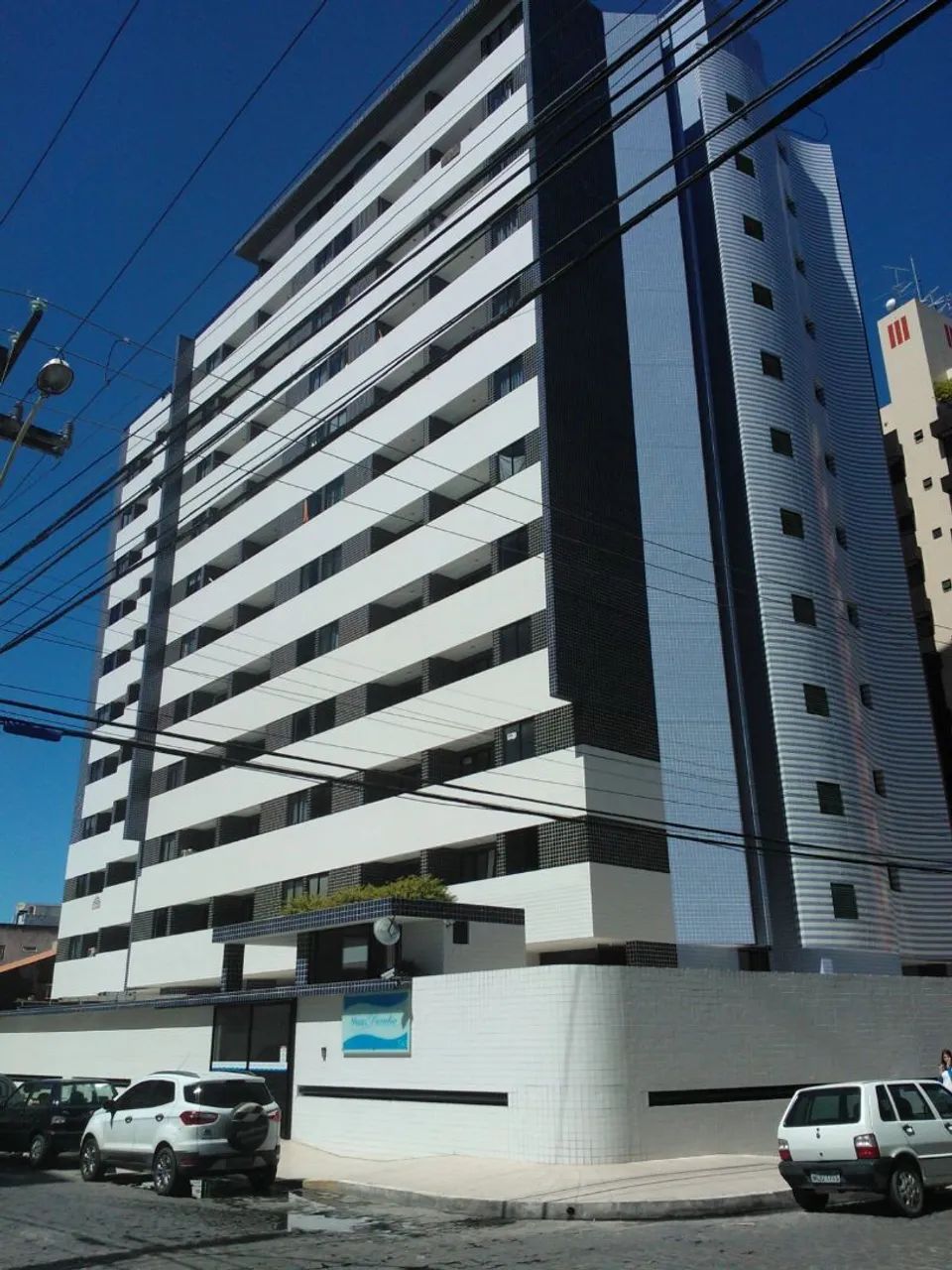 Quarto e sala mobiliado na Ponta Verde